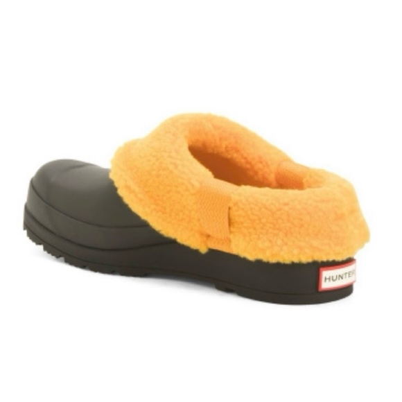 HUNTER Play Insulated Clogs NWB
Woman's Size 6 Black & Orange - Picture 3 of 6